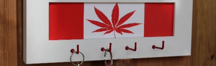 Marihuana Canada Flag Keyholder