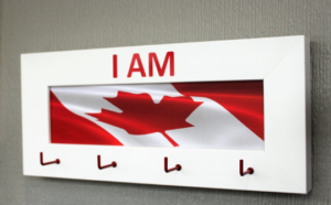 Custom Maple Leaf Canada Flag Wooden Organizer Wood Keyholder Keyhooks Keys Racks Key Holder Hooks